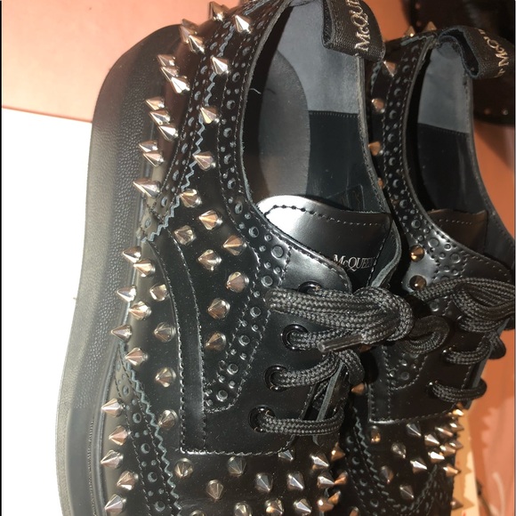 🔥🔥🔥ALEXANDER McQUEEN🔥🔥🔥 - Picture 4 of 9